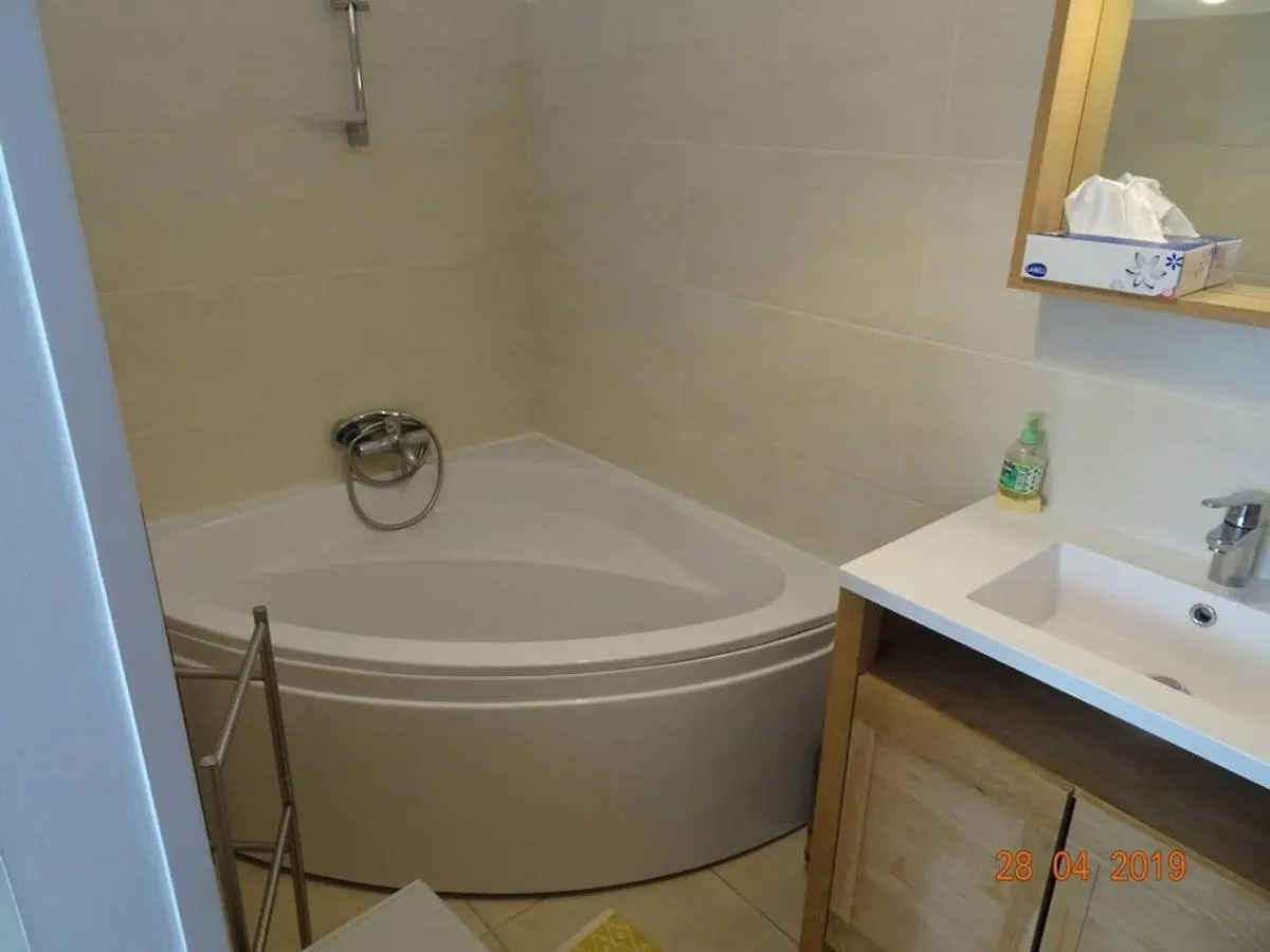 Les Michels Hotel Fuveau Guest house